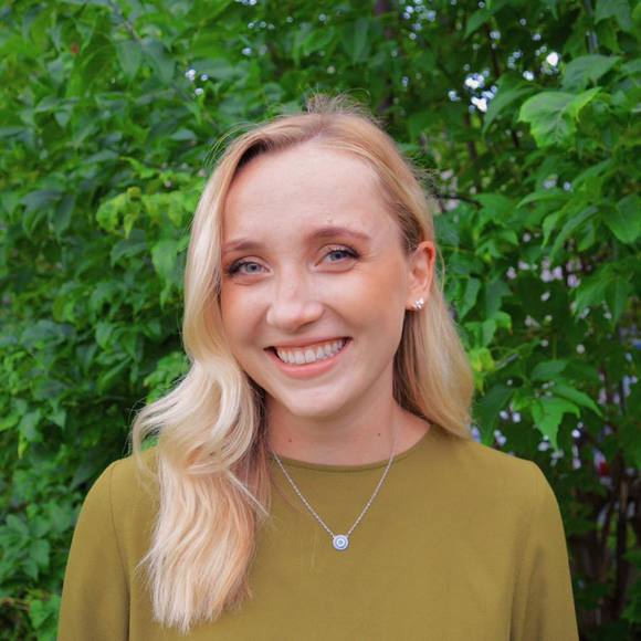 Meet your Posher, Natalie - Picture 1 of 1